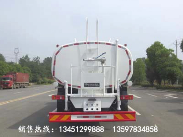 東風后雙橋灑水車(國六)